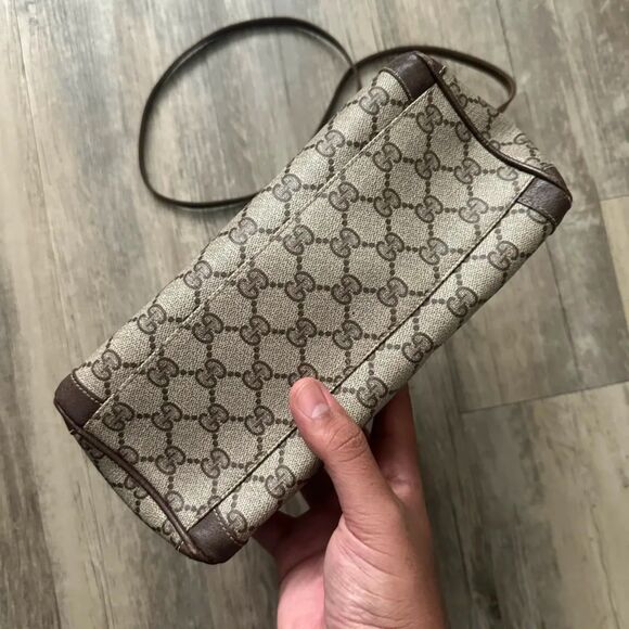 Vintage Gucci GG Monogram Crossbody Bag - Picture 5 of 15